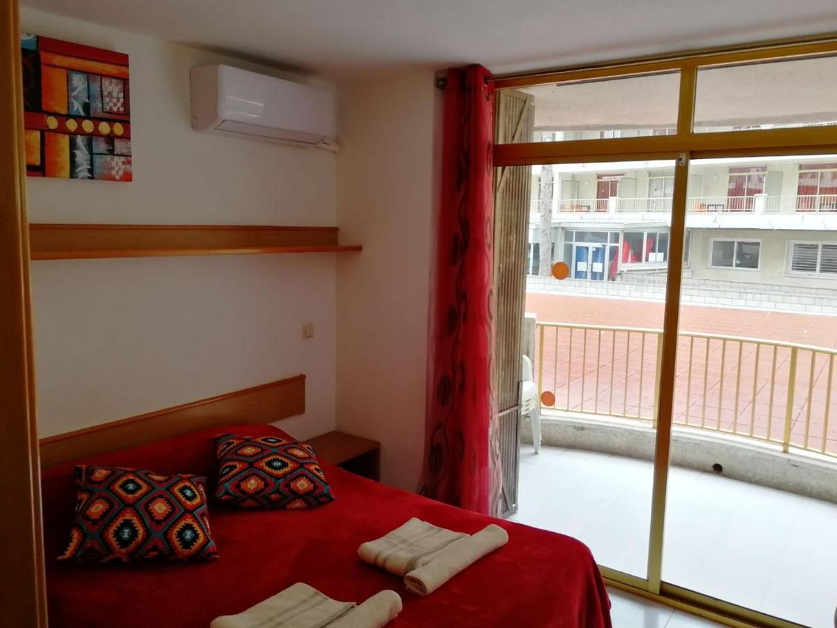Studio In Aparthotel "Internacional" Salou Bagian luar foto